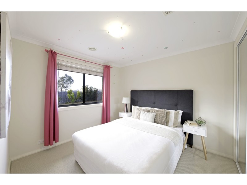 50 Macfarlane Burnet Avenue, Macgregor ACT 2615