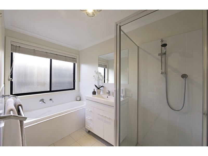 50 Macfarlane Burnet Avenue, Macgregor ACT 2615