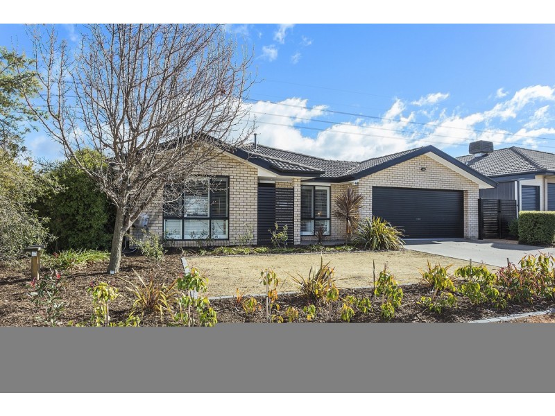 72 Gouldsmith Street, Dunlop ACT 2615