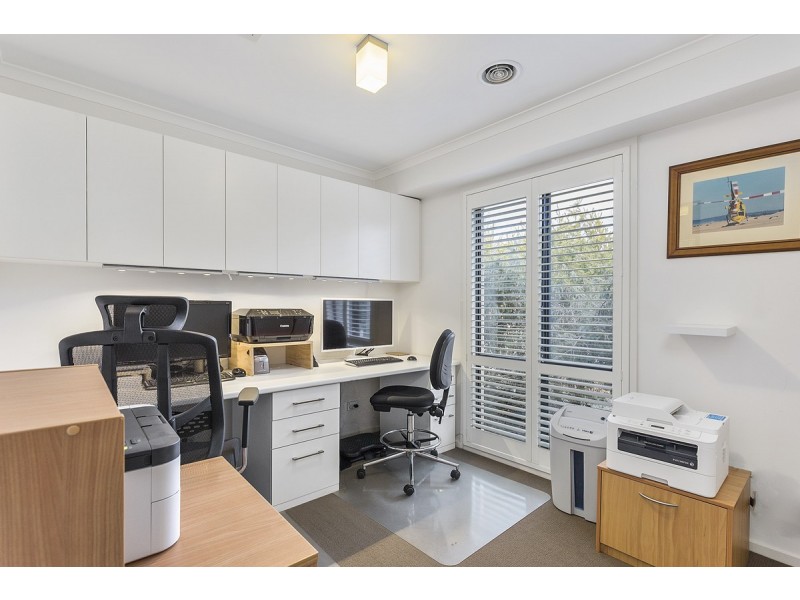 72 Gouldsmith Street, Dunlop ACT 2615