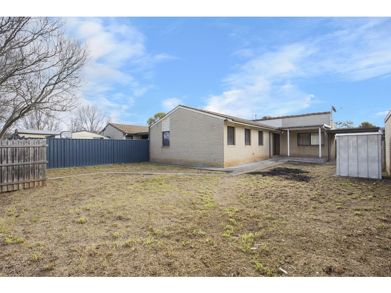 7 Noakes Court, Charnwood ACT 2615