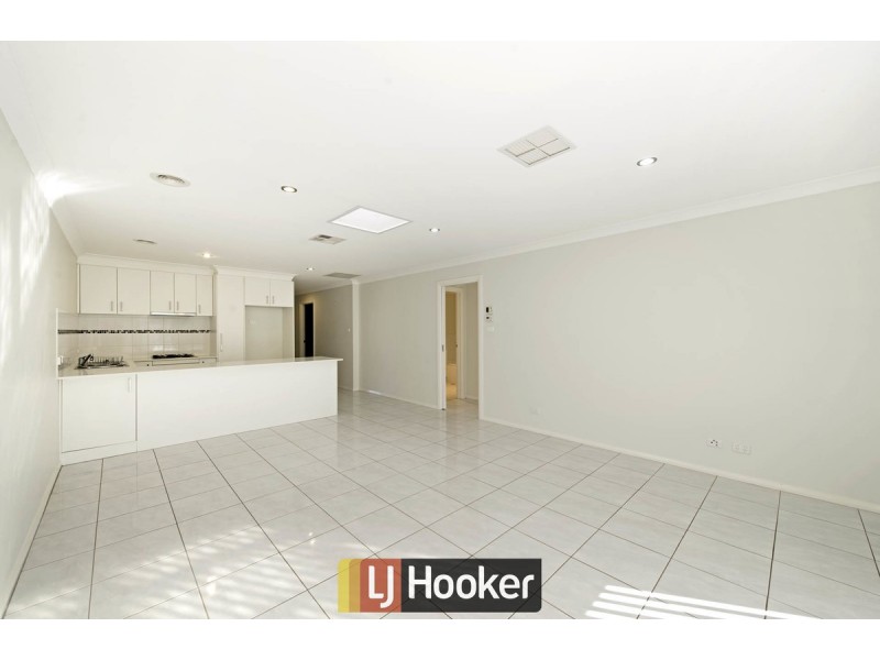 25 David Miller Street, Casey ACT 2913