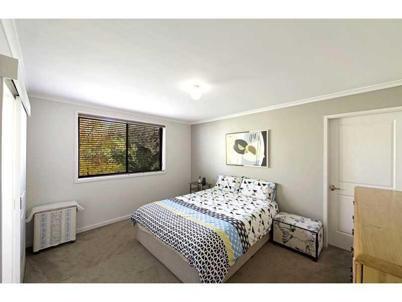 17 Powers Place, Latham ACT 2615