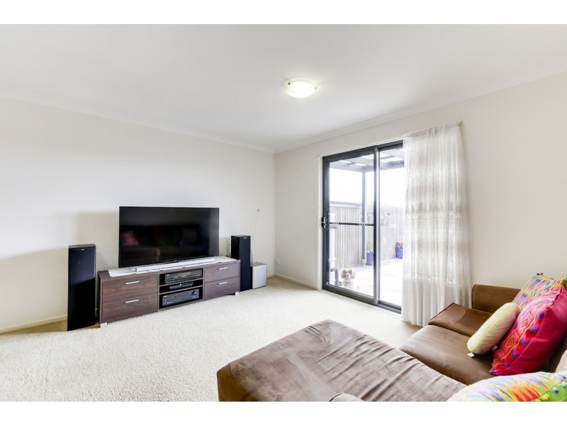 26 Isbister Street, Macgregor ACT 2615