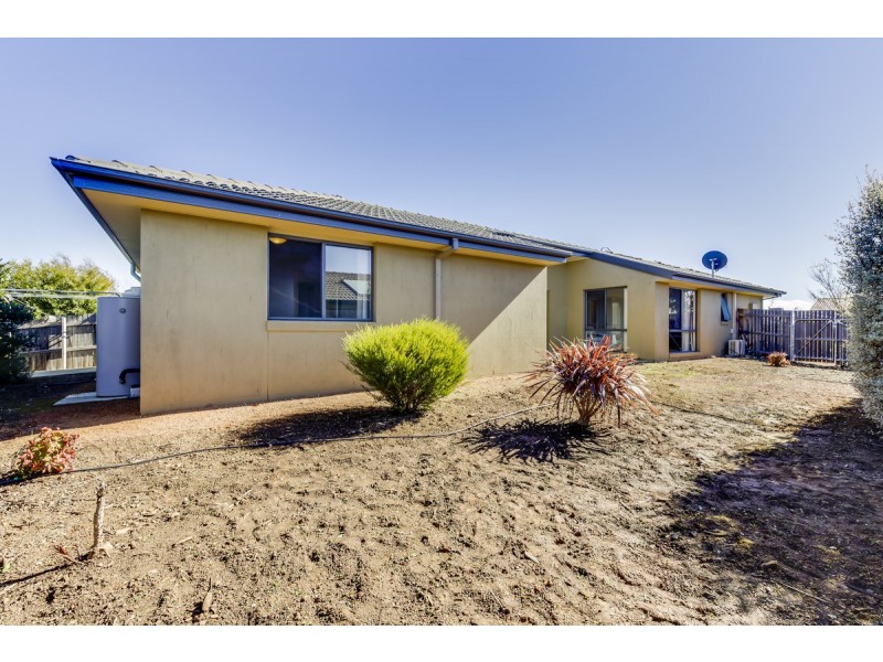 32 Rowland Street, Macgregor ACT 2615