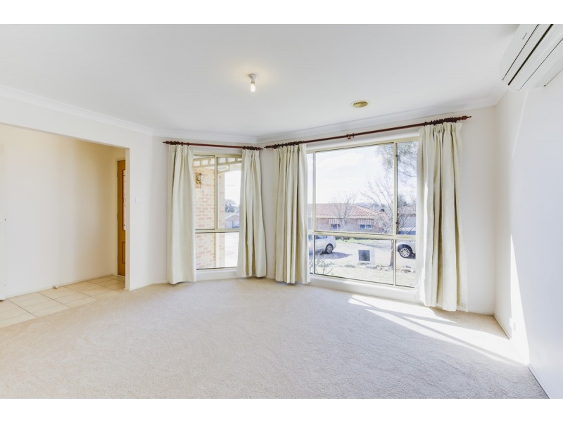 11 Finey Close, Dunlop ACT 2615