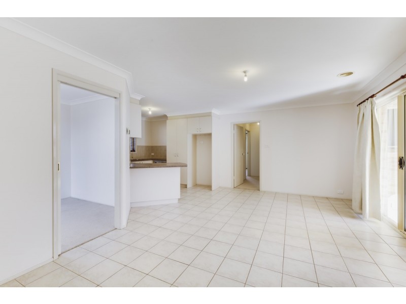 11 Finey Close, Dunlop ACT 2615