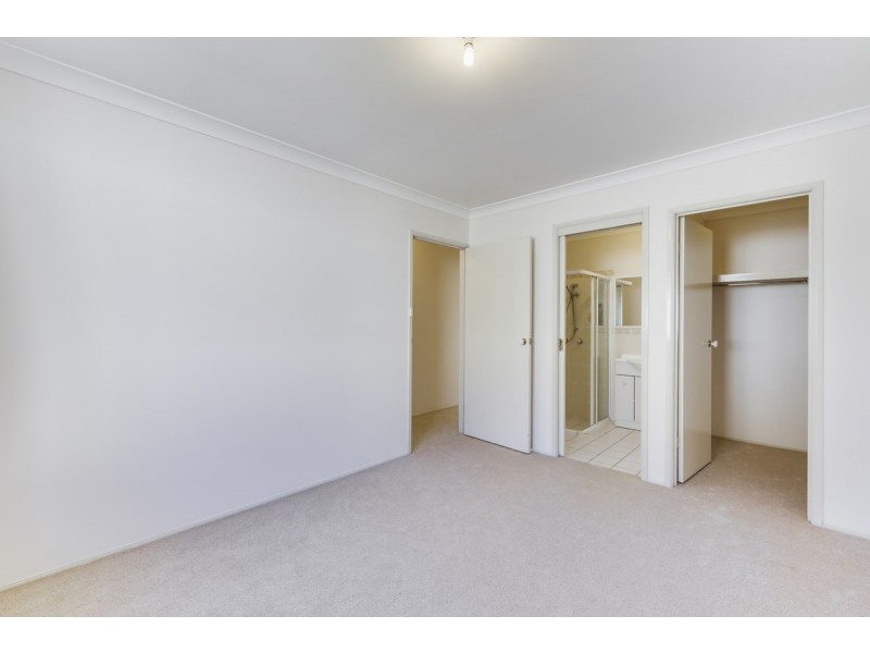 11 Finey Close, Dunlop ACT 2615