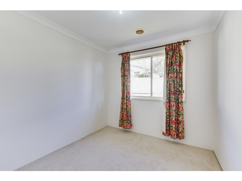 11 Finey Close, Dunlop ACT 2615