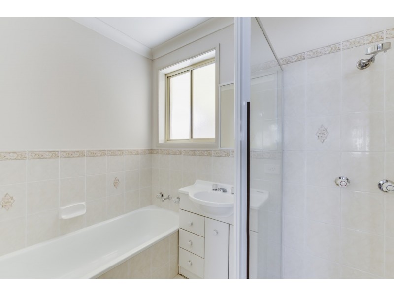 11 Finey Close, Dunlop ACT 2615