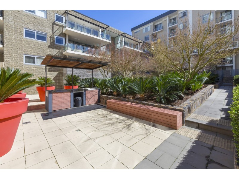 76/2 Edinburgh Avenue, City ACT 2601