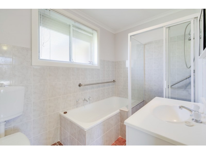 2 McCarthy Place, Charnwood ACT 2615