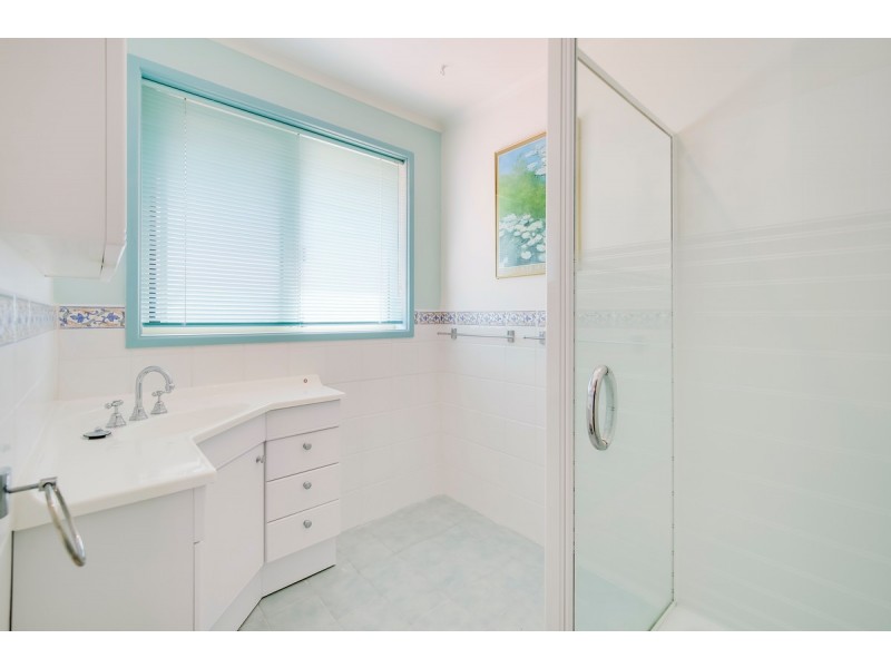 238 Southern Cross Drive, Latham ACT 2615