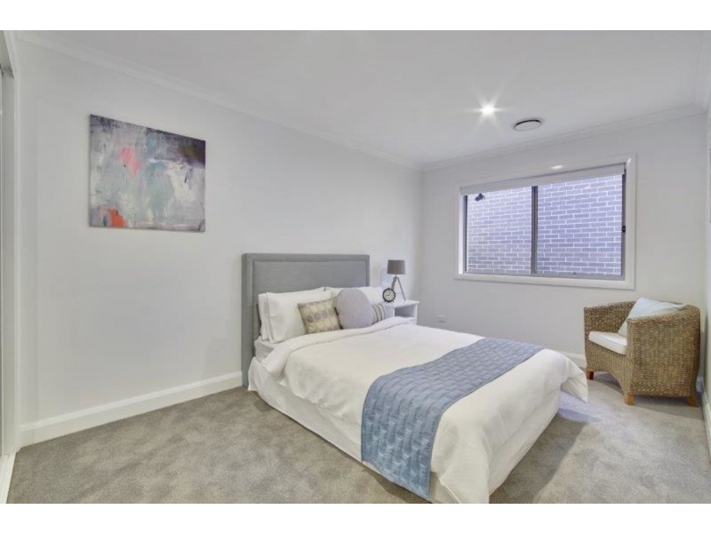 2 Hogg Street, Casey ACT 2913