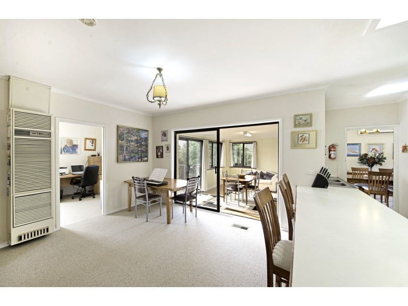 6 Backhouse Street, Latham ACT 2615