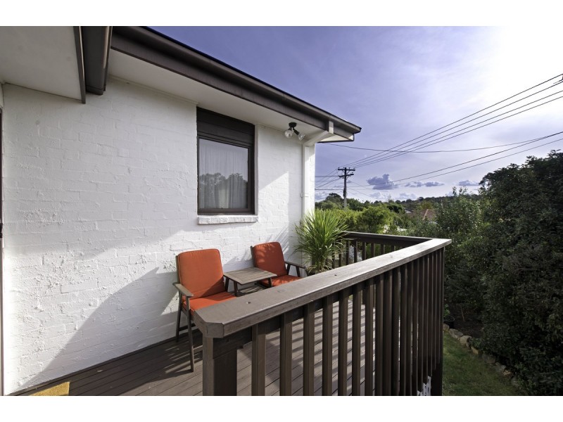 6 Backhouse Street, Latham ACT 2615