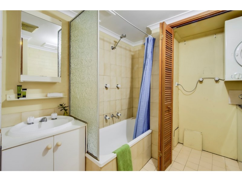 5/2 Buik Place, Belconnen ACT 2617