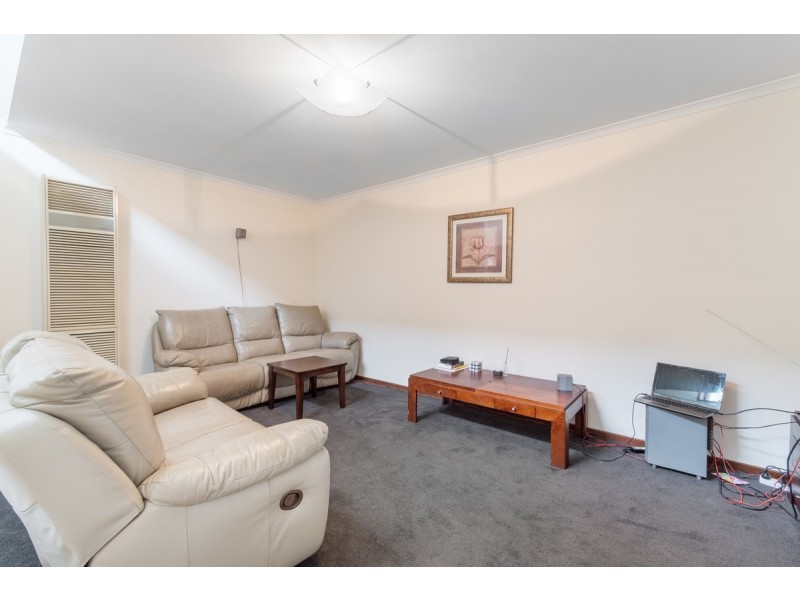 4/3 Marungul Avenue, Ngunnawal ACT 2913