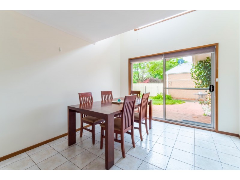 4/3 Marungul Avenue, Ngunnawal ACT 2913