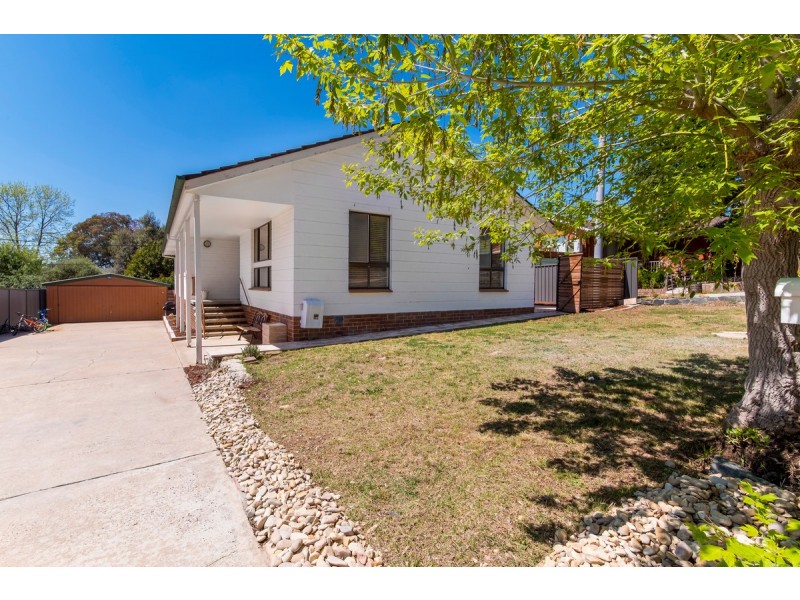 34 CLELAND Street, Latham ACT 2615