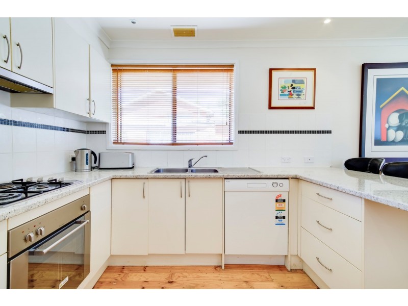 34 CLELAND Street, Latham ACT 2615