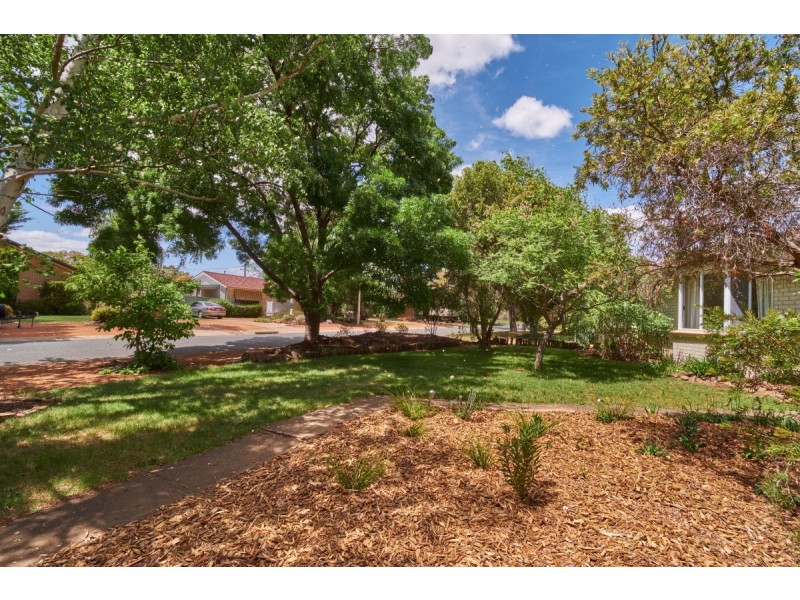6 Delegate Street, Kaleen ACT 2617