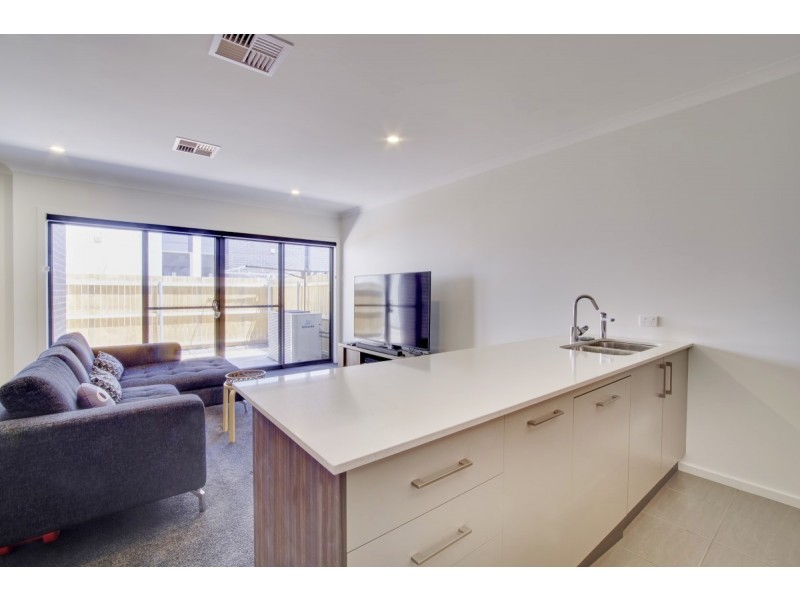 90/224 Flemington Road, Harrison ACT 2914