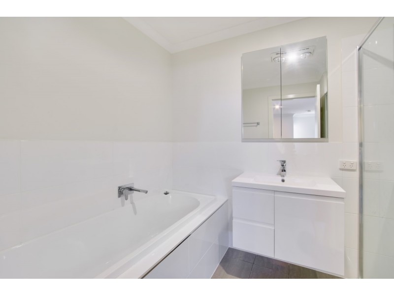 90/224 Flemington Road, Harrison ACT 2914