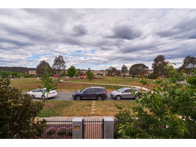 86 Mary Gillespie Avenue, Gungahlin ACT 2912