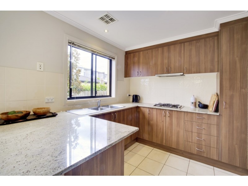 86 Mary Gillespie Avenue, Gungahlin ACT 2912