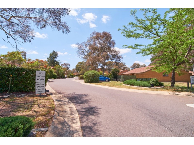 54/25 Pinkerton Circuit, Kambah ACT 2902