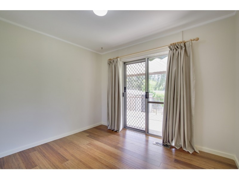 15 Gibson Street, Macgregor ACT 2615