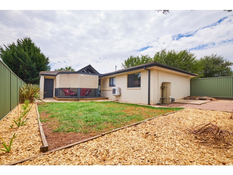 1 Bandt Place, Dunlop ACT 2615