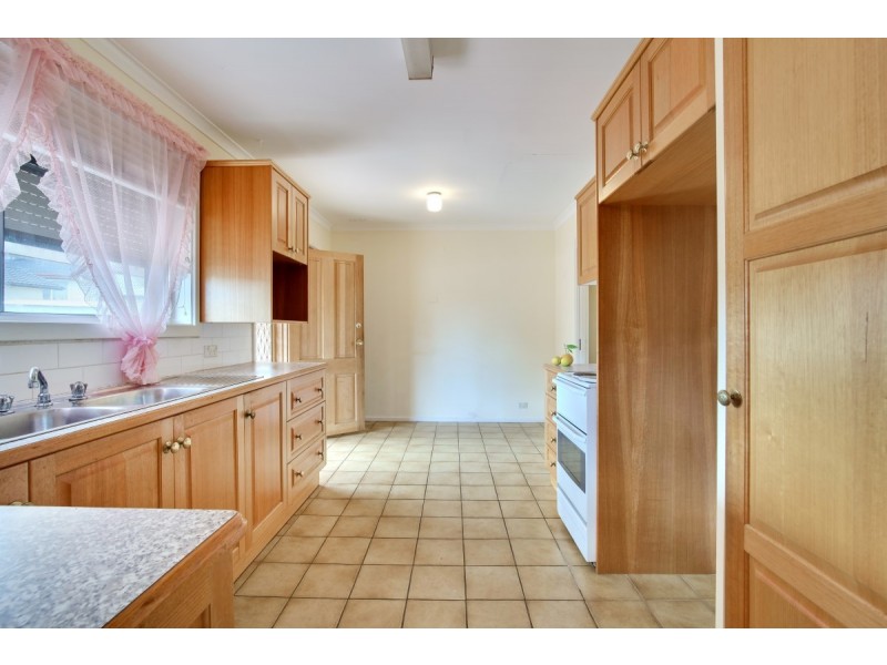 4 Dethridge Street, Higgins ACT 2615
