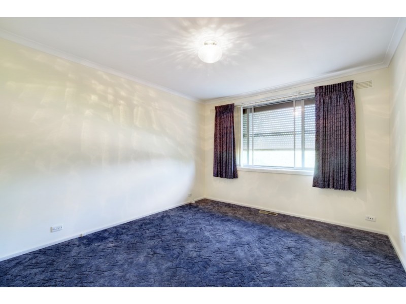 4 Dethridge Street, Higgins ACT 2615