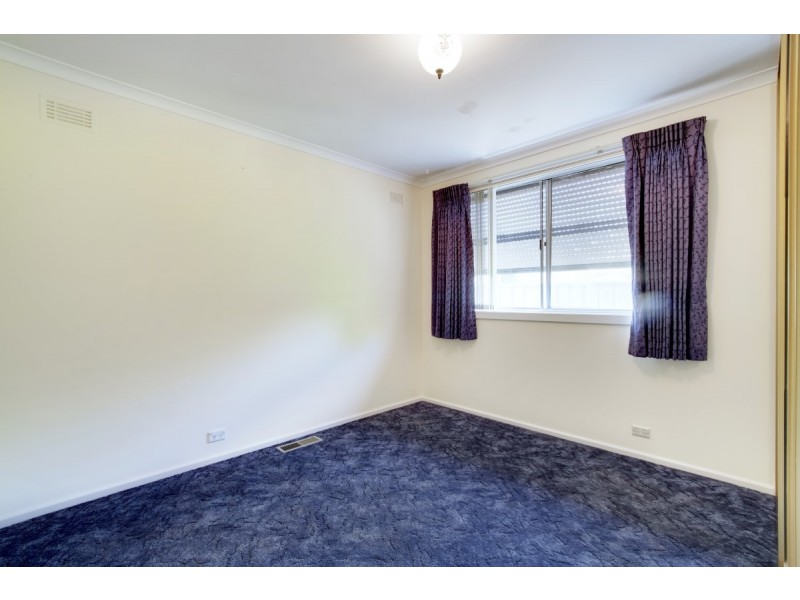 4 Dethridge Street, Higgins ACT 2615