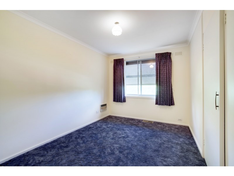 4 Dethridge Street, Higgins ACT 2615