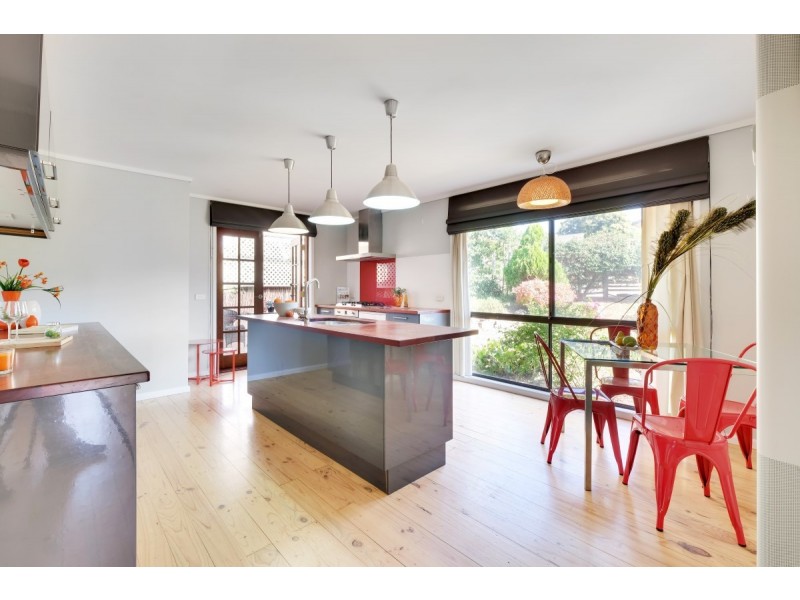 6 Wayal Place, Giralang ACT 2617