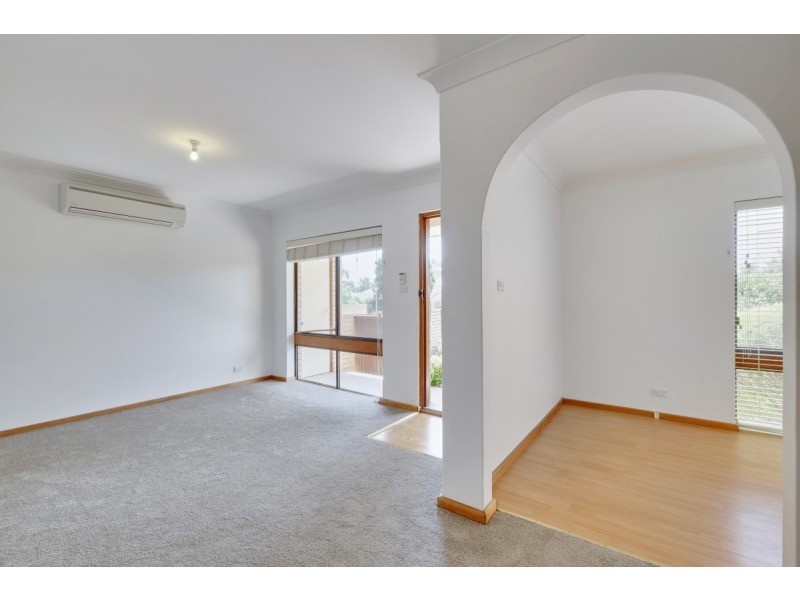 7 BOX Place, Latham ACT 2615