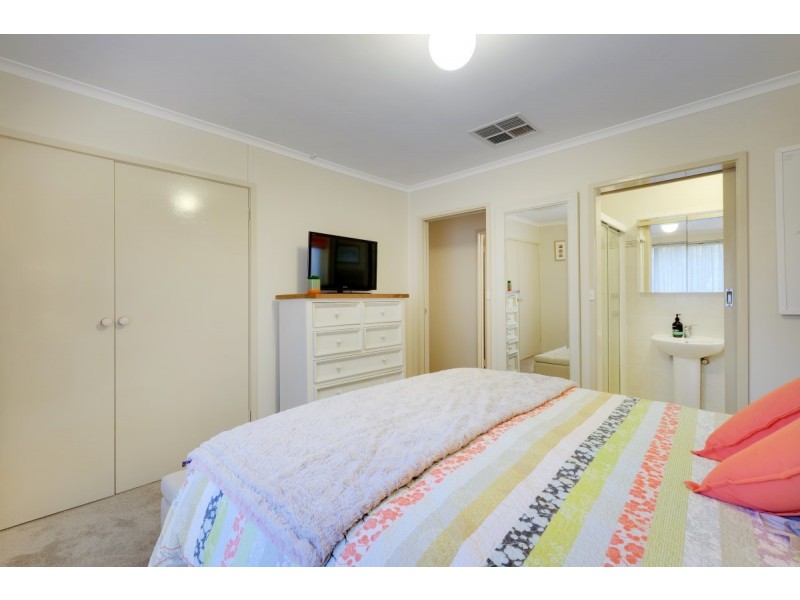 8 Huelin Circuit, Flynn ACT 2615