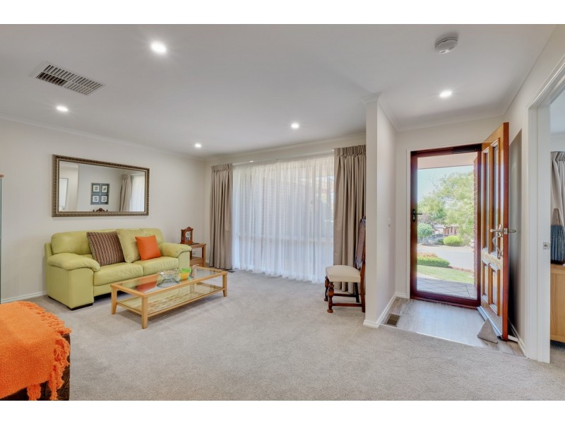 16 Cottam Place, Nicholls ACT 2913
