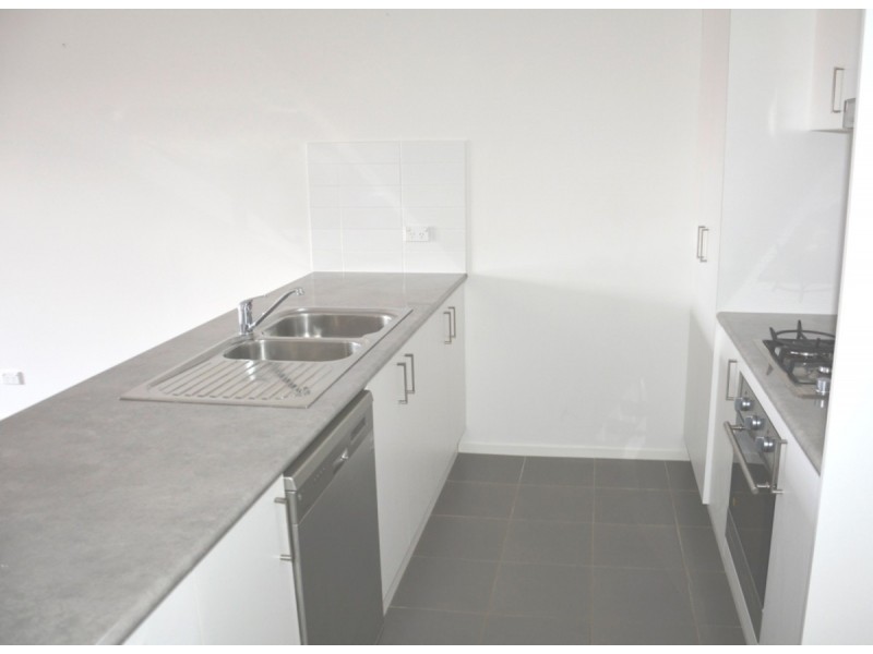 28 Audrey Cahn Street, Macgregor ACT 2615