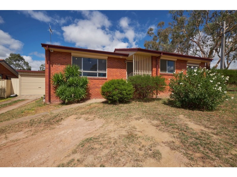136 Ross Smith Crescent, Scullin ACT 2614