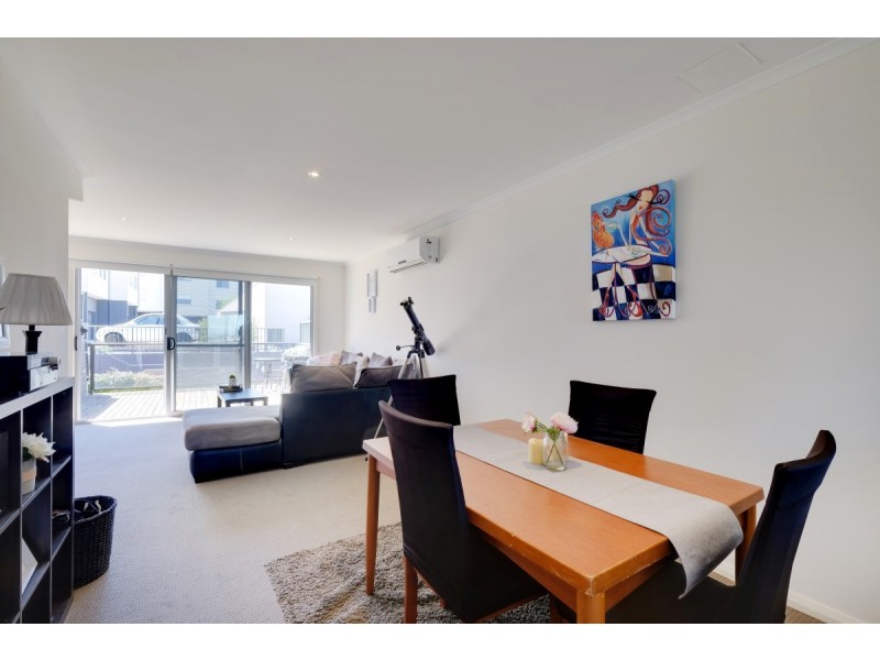 11 McGovern Street, Casey ACT 2913