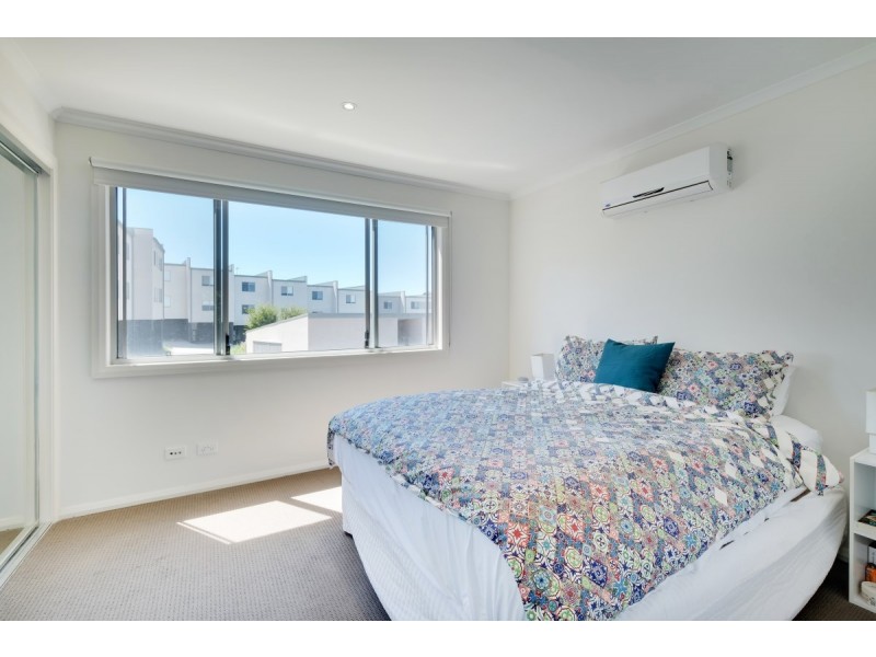 11 McGovern Street, Casey ACT 2913