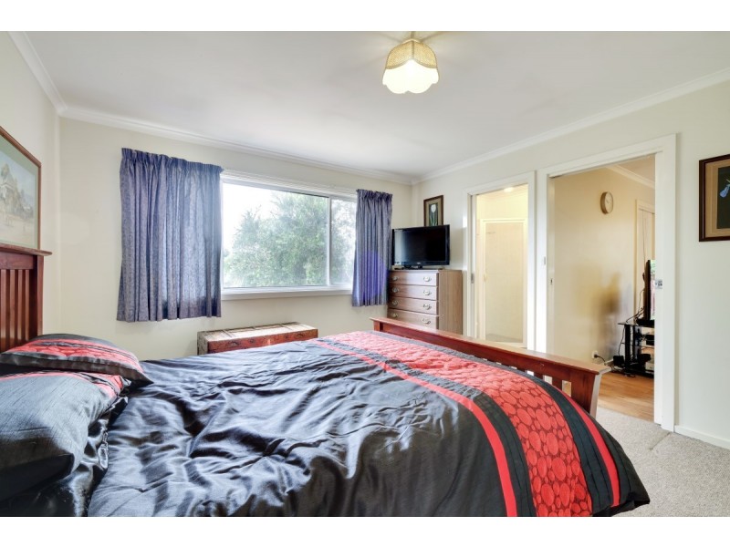 278 Southern Cross Drive, Macgregor ACT 2615