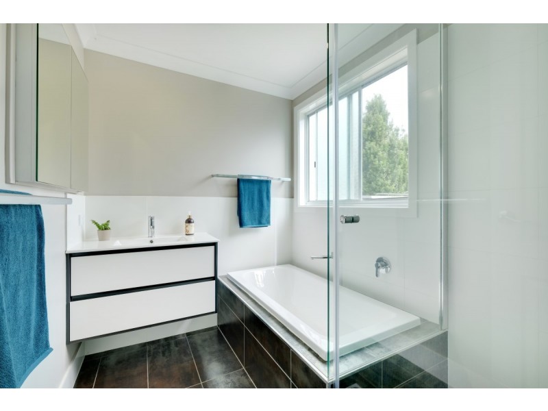 5 Rumker Place, Charnwood ACT 2615