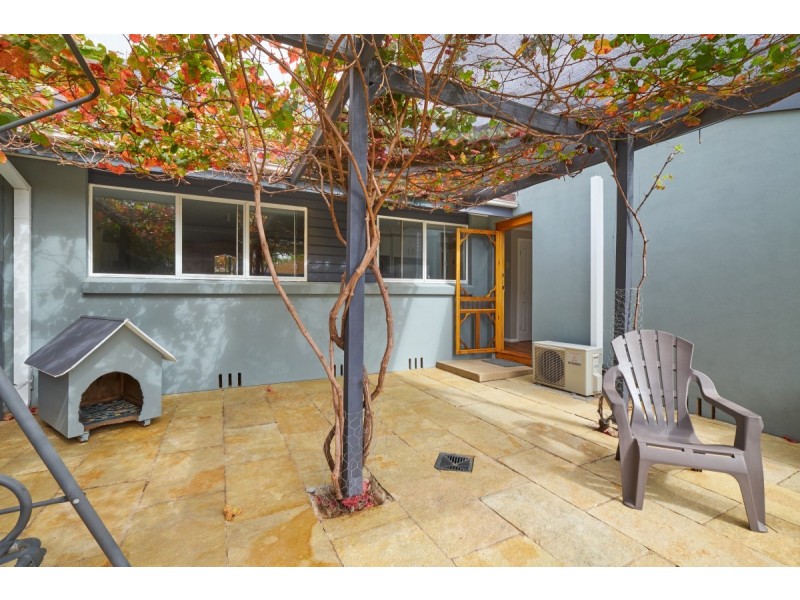 5 Rumker Place, Charnwood ACT 2615