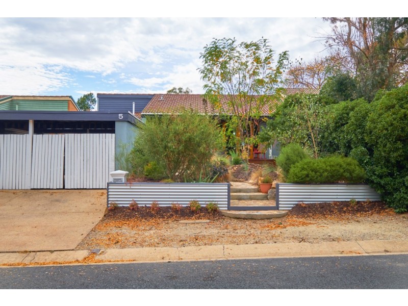 5 Rumker Place, Charnwood ACT 2615