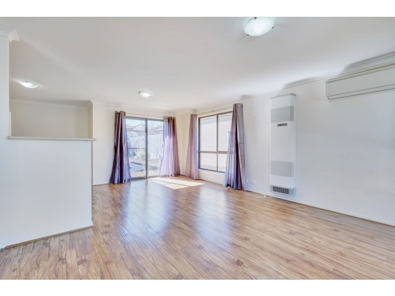 17 Constance Stone Street, Macgregor ACT 2615